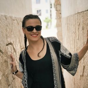 Meet your Posher, Gina